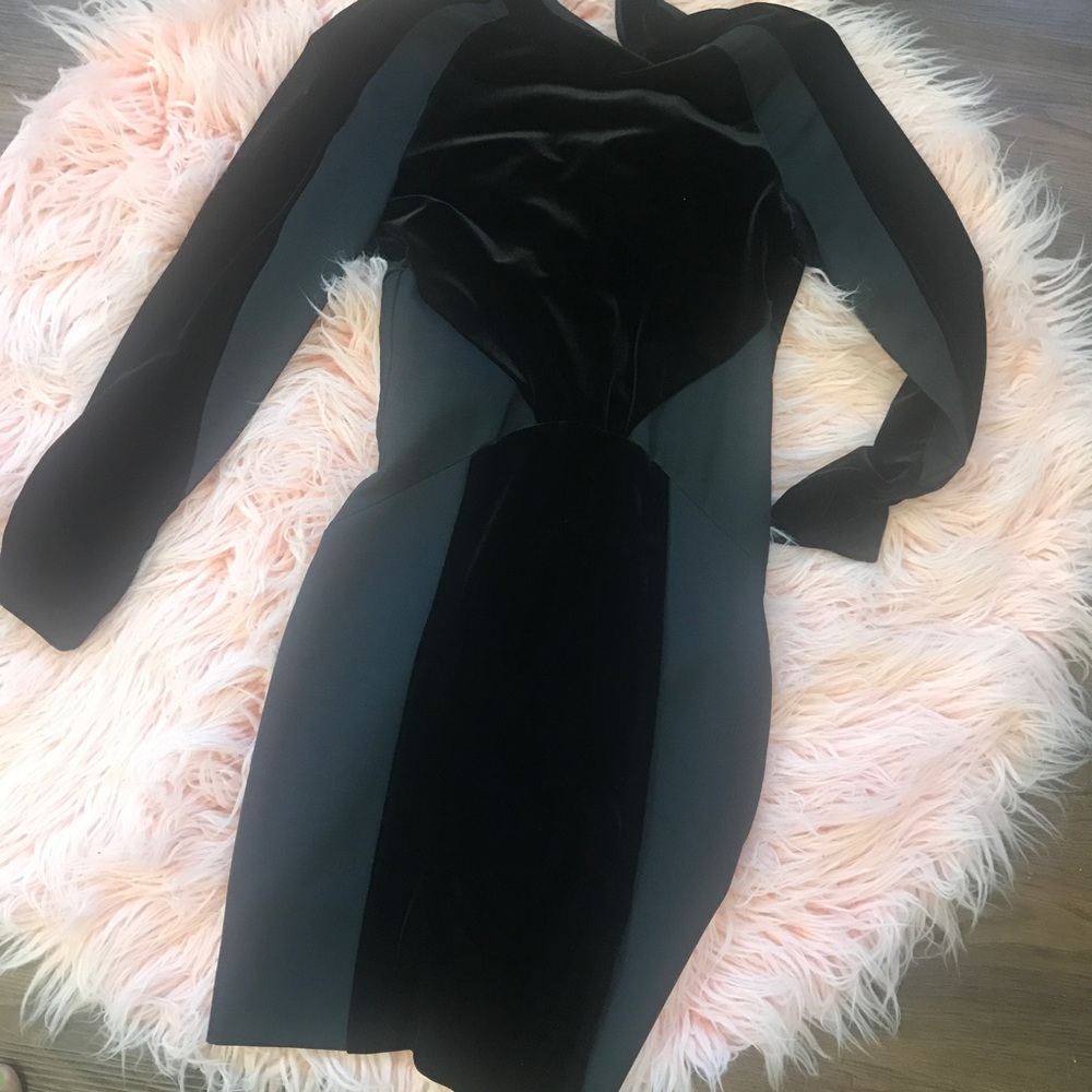Black Zara Bodycon Dress ✨💥